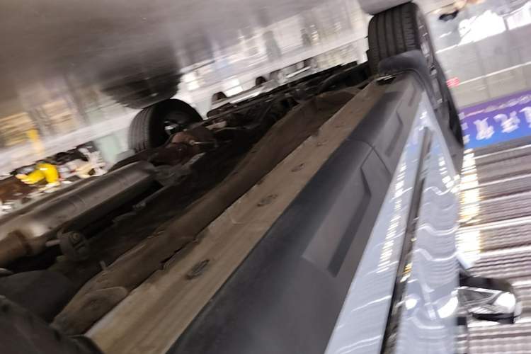 Used Chery Explore 06 2024 Officially Modified 1.6T All-Wheel-Drive Secret Realm Knight Left Side Sill