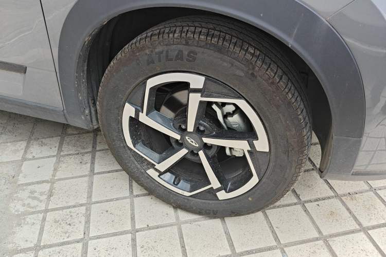 Used Chery Explore 06 2025 Urban Edition 1.6T Two-Wheel Drive Comfort Right Front Wheel Hub