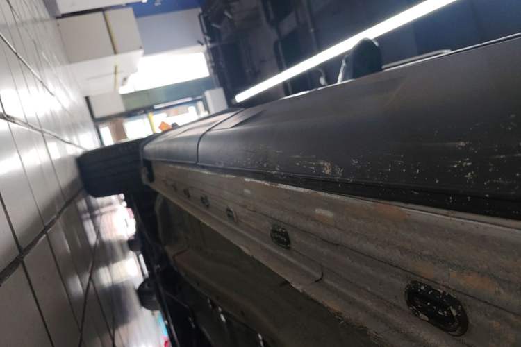 Used Chery Explore 06 2025 1.6T Four-Wheel Drive Discovery Edition Left Side Sill