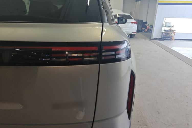 Used Chery Explore 06 2025 1.6T Four-Wheel Drive Discovery Edition Right Rear Taillight