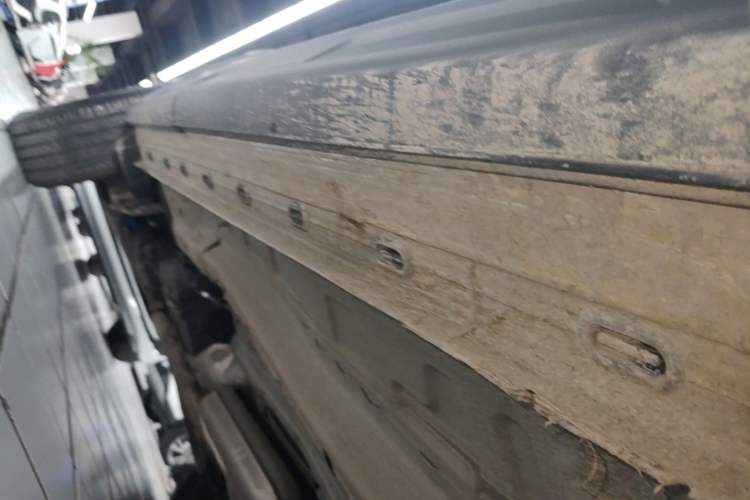 Used Chery Explore 06 2025 1.6T Four-Wheel Drive Discovery Edition Right Side Sill