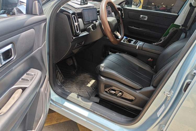 Used Chery Explore 06 C-DM 2024 Luxury Model Driver Seat
