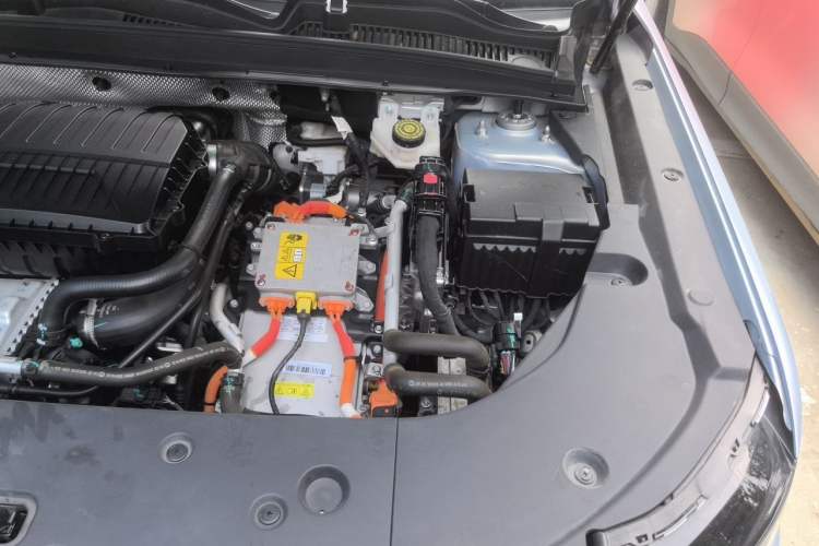 Used Chery Explore 06 C-DM 2024 Luxury Model Engine Bay Left