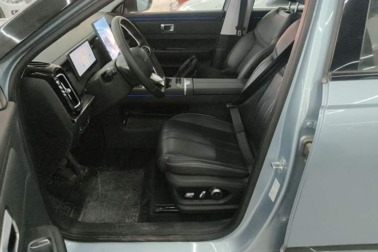Used Chery Explore 06 C-DM 2024 Luxury Model Left Front Seat