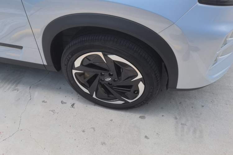 Used Chery Explore 06 C-DM 2024 Luxury Model Right Front Wheel Hub