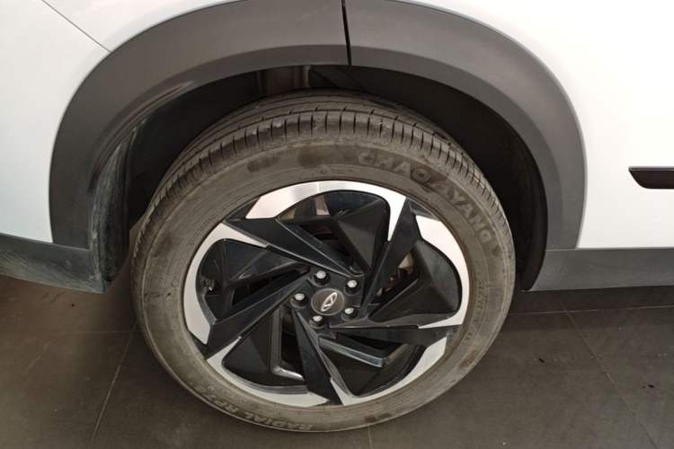 Used Chery Explore 06 C-DM 2024 Luxury Model Right Rear Wheel Hub