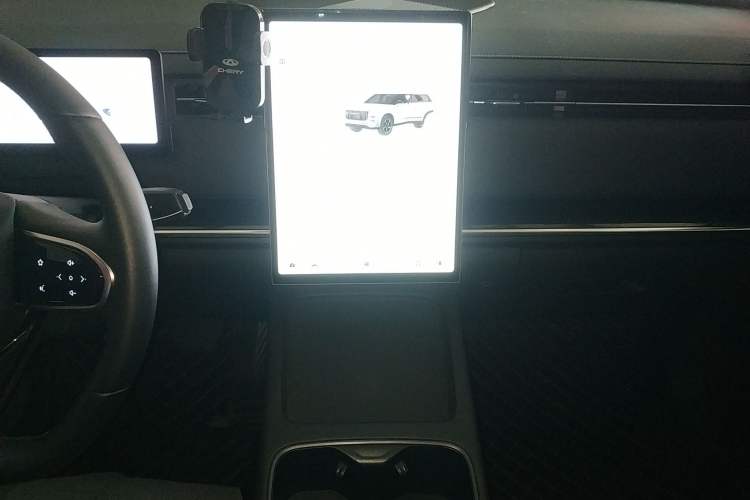 Used Chery Explore 06 C-DM 2024 Luxury Model Audio And AC Panel