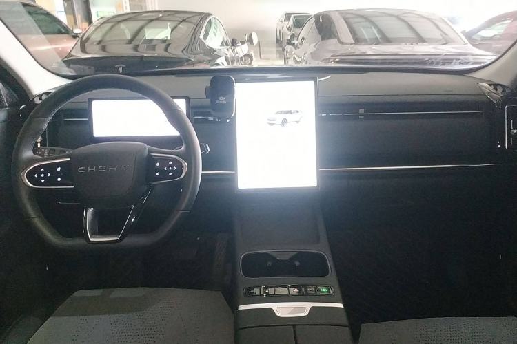 Used Chery Explore 06 C-DM 2024 Luxury Model Center Console