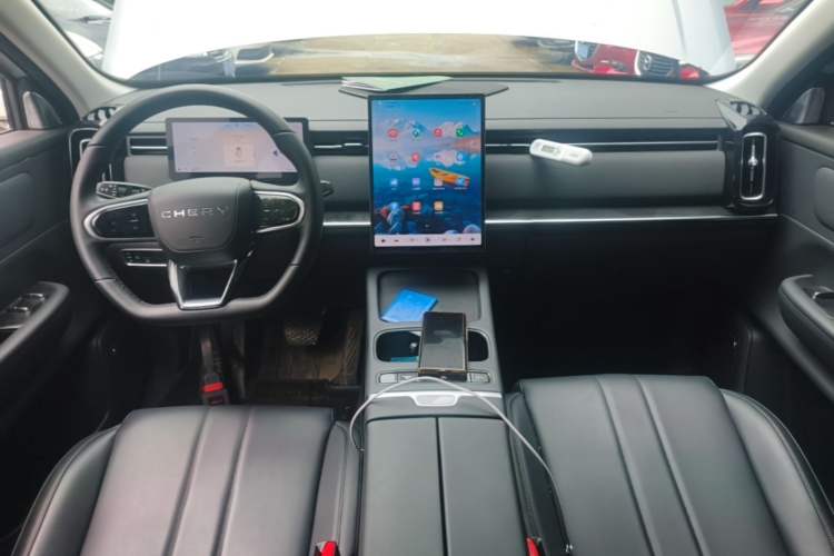 Used Chery Explore 06 C-DM 2024 Comfort Model Center Console