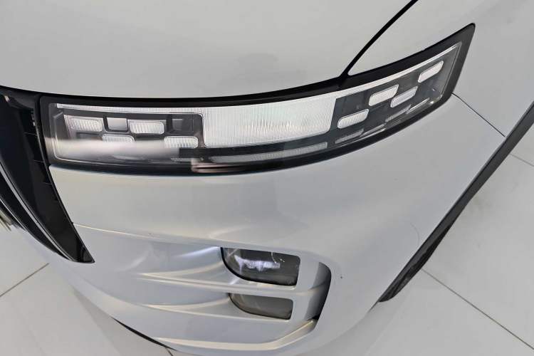Used Chery Explore 06 C-DM 2024 Luxury Model Exterior 8