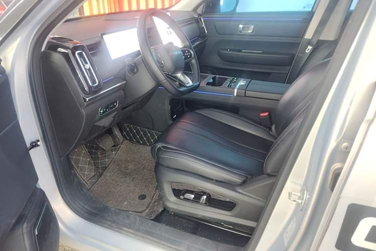 Used Chery Explore 06 C-DM 2024 Luxury Model Left Front Seat