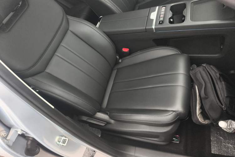 Used Chery Explore 06 C-DM 2024 Luxury Model Right Front Seat
