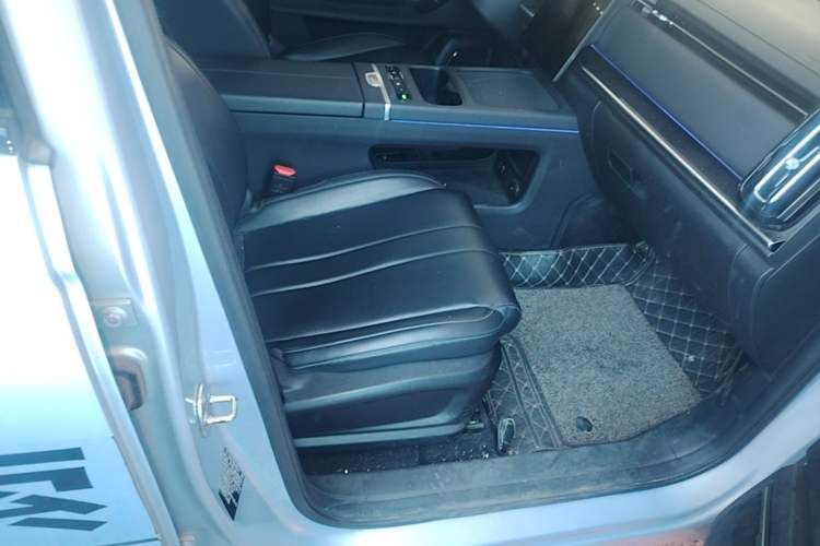 Used Chery Explore 06 C-DM 2024 Luxury Model Right Front Seat