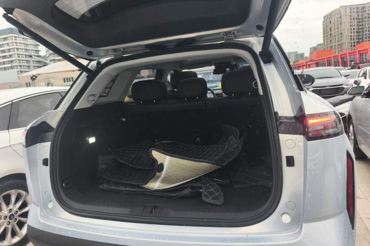 Used Chery Explore 06 C-DM 2024 Luxury Model Trunk