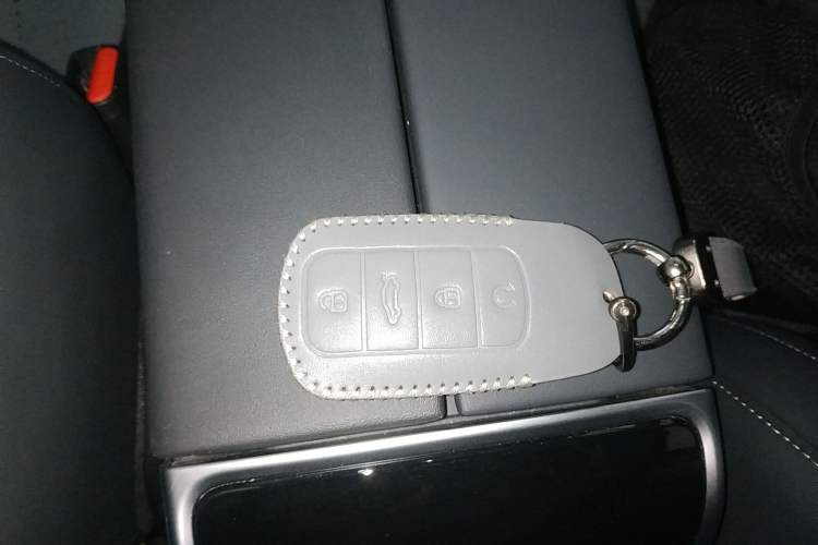 Used Chery Explore 06 C-DM 2024 Luxury Model Vehicle Key