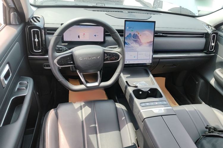 Used Chery Explore 06 C-DM 2024 Luxury Model Center Console