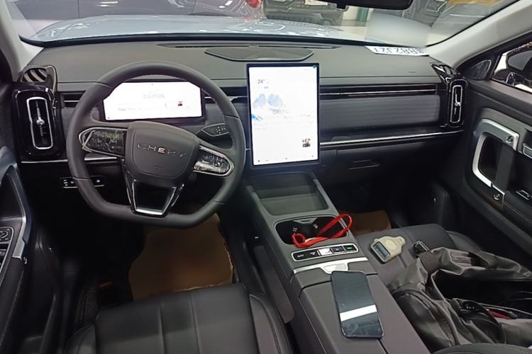 Used Chery Explore 06 C-DM 2024 Luxury Model Center Console