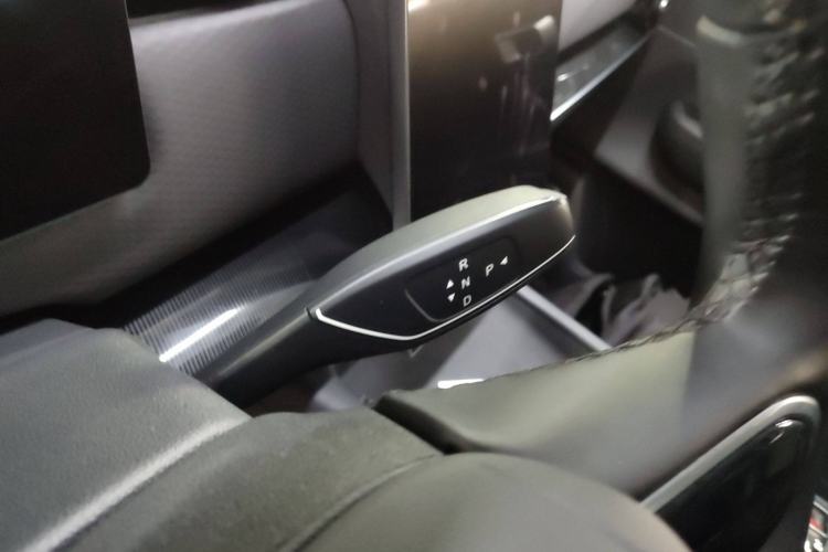 Used Chery Explore 06 C-DM 2024 Luxury Model Gear Lever