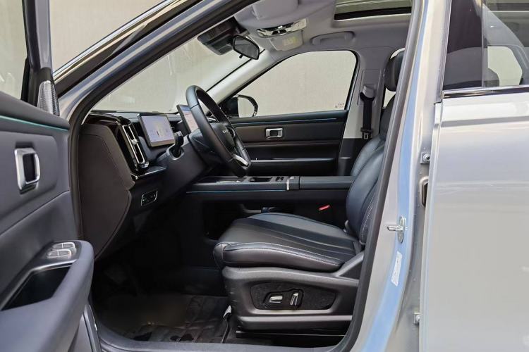 Used Chery Explore 06 C-DM 2024 Luxury Model Interior 2