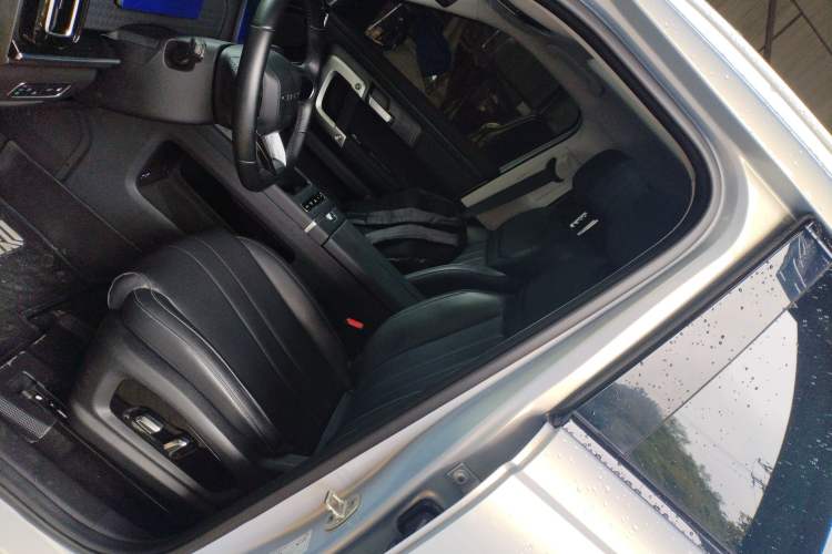 Used Chery Explore 06 C-DM 2024 Luxury Model Left Front Seat
