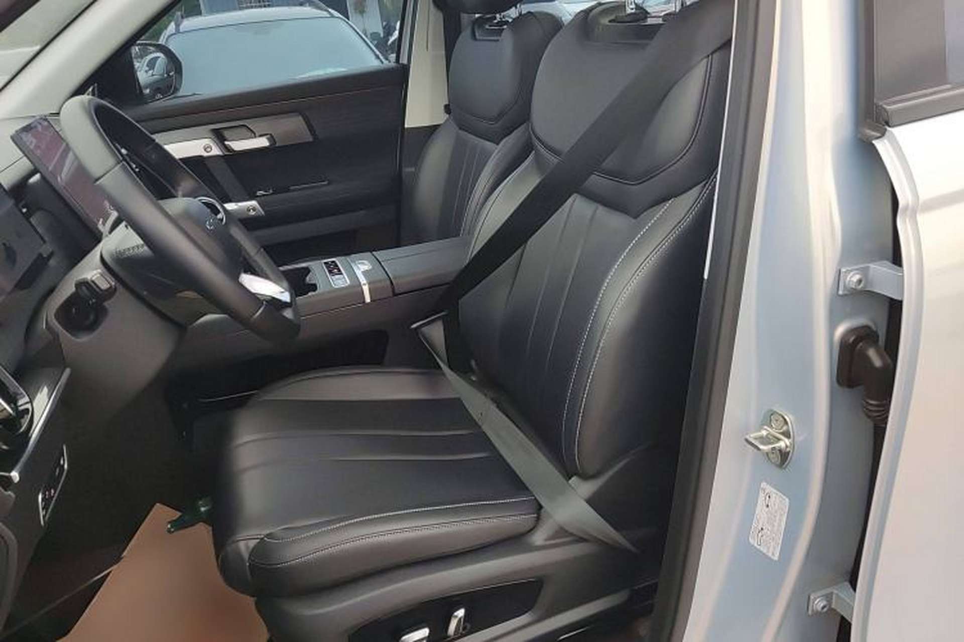 Used Chery Explore 06 C-DM 2024 Luxury Model Left Front Seat