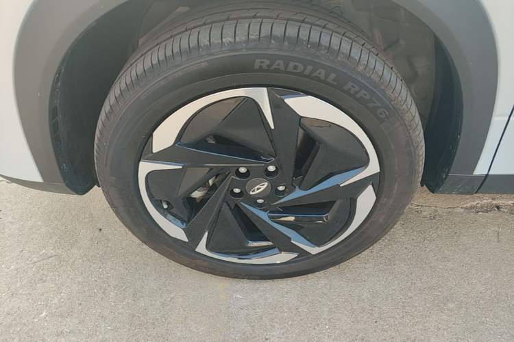 Used Chery Explore 06 C-DM 2024 Luxury Model Left Front Wheel Hub