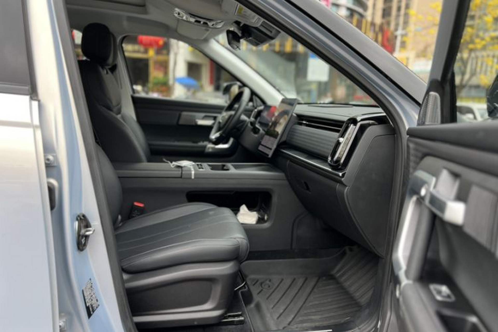 Used Chery Explore 06 C-DM 2024 Luxury Model Right Front Seat