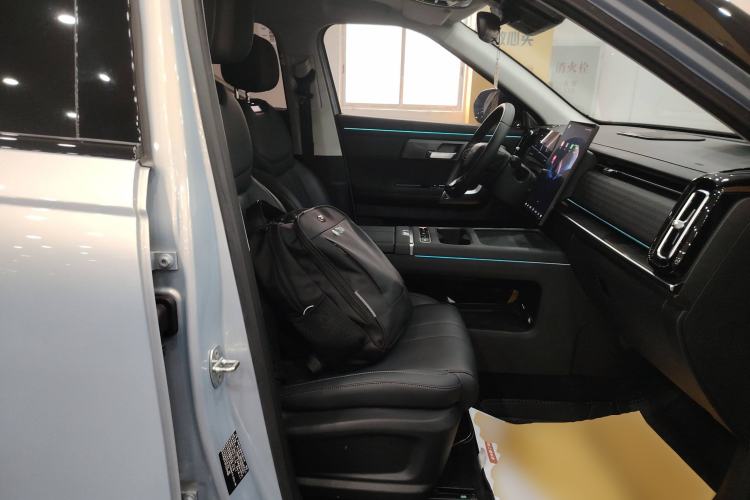 Used Chery Explore 06 C-DM 2024 Luxury Model Right Front Seat