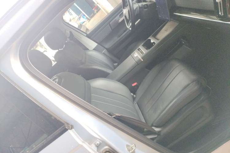 Used Chery Explore 06 C-DM 2024 Luxury Model Right Front Seat