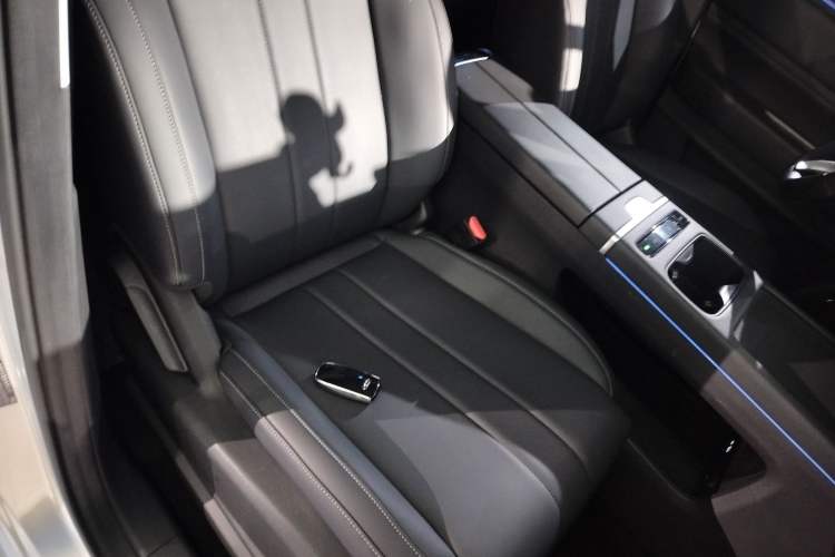Used Chery Explore 06 C-DM 2024 Luxury Model Right Front Seat