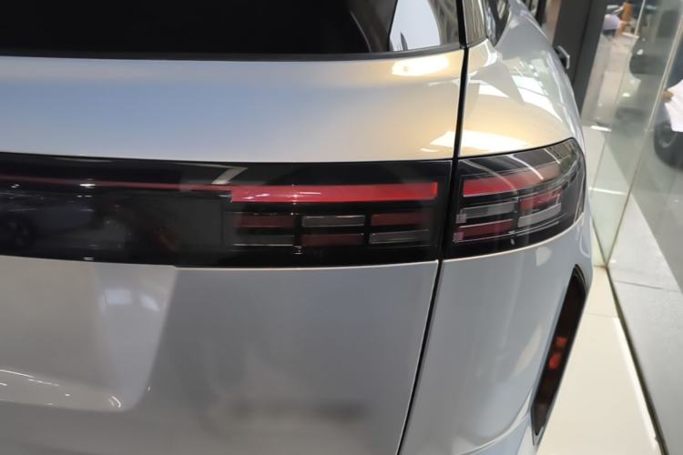 Used Chery Explore 06 C-DM 2024 Luxury Model Right Rear Taillight