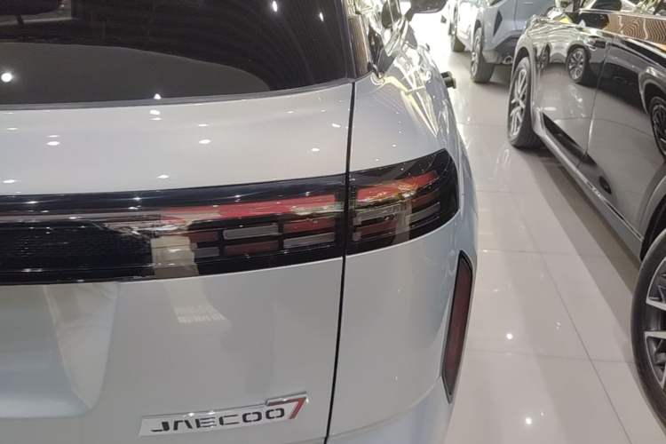 Used Chery Explore 06 C-DM 2024 Luxury Model Right Rear Taillight