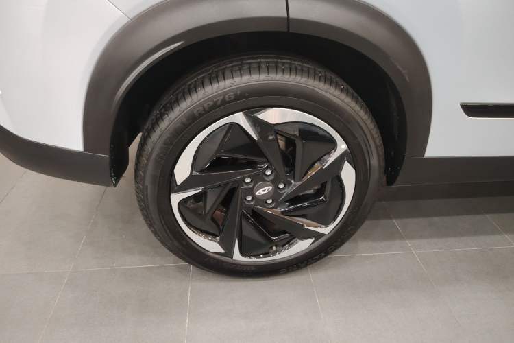Used Chery Explore 06 C-DM 2024 Luxury Model Right Rear Wheel Hub