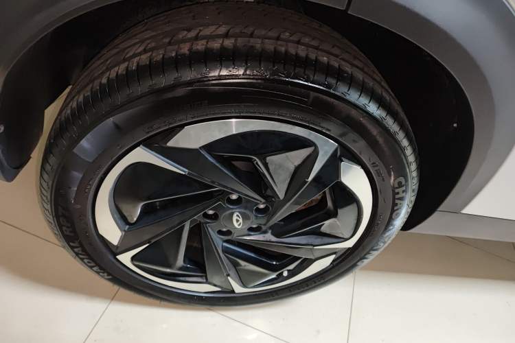 Used Chery Explore 06 C-DM 2024 Luxury Model Right Rear Wheel Hub