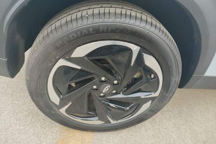 Used Chery Explore 06 C-DM 2024 Luxury Model Right Rear Wheel Hub
