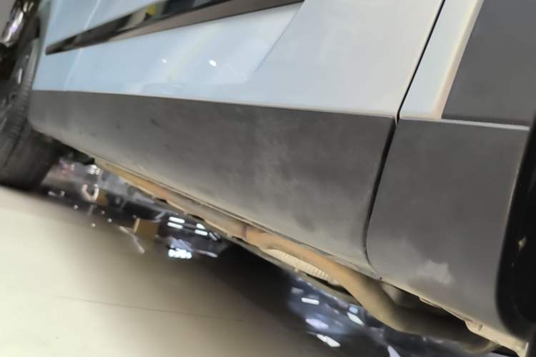 Used Chery Explore 06 C-DM 2024 Luxury Model Right Side Sill