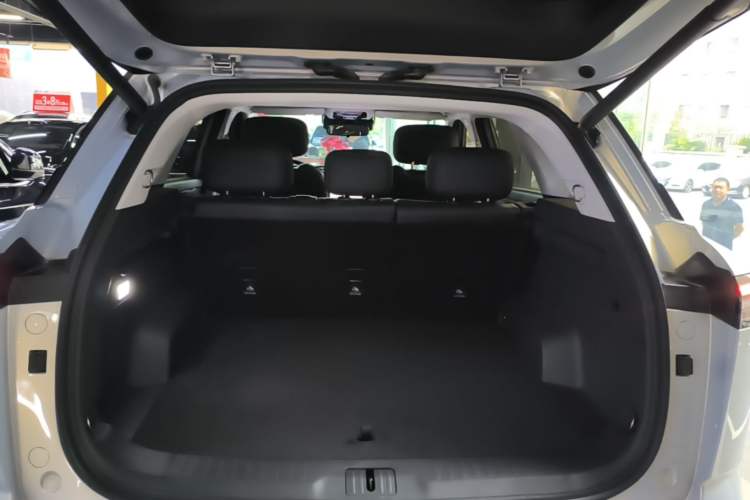 Used Chery Explore 06 C-DM 2024 Luxury Model Trunk