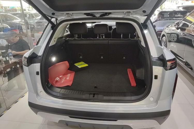 Used Chery Explore 06 C-DM 2024 Luxury Model Trunk