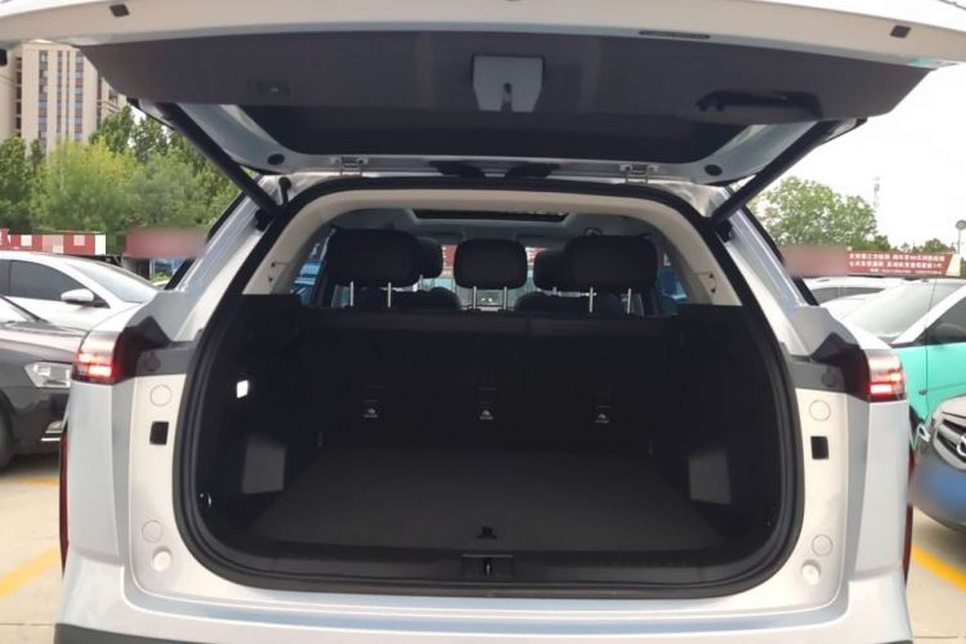 Used Chery Explore 06 C-DM 2024 Luxury Model Trunk