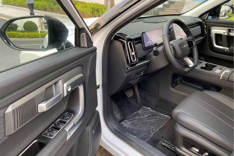 Used Chery Explore 06 C-DM 2024 Luxury Model Interior 3