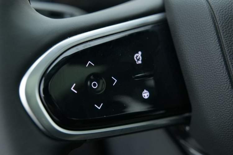 Used Chery Explore 06 C-DM 2024 Luxury Model Interior 6