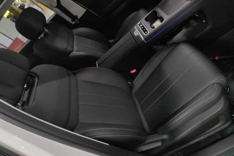 Used Chery Explore 06 C-DM 2024 Luxury Model Right Front Seat