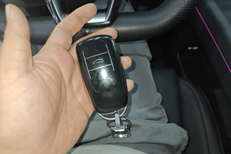 Used Chery Explore 06 C-DM 2024 Luxury Model Vehicle Key