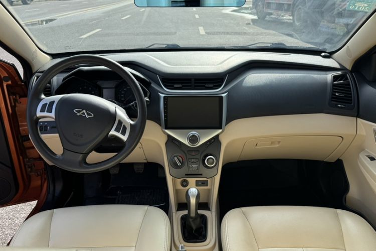 Used Chery Fengyun 2 2013 Hatchback 1.5L Manual Ruiyi Edition Interior 3