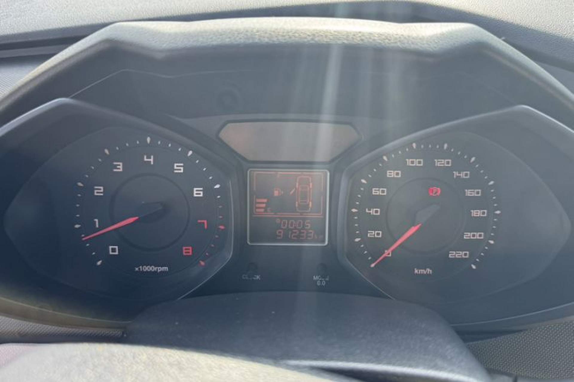 Used Chery Fengyun 2 2013 Hatchback 1.5L Manual Ruiyi Edition Odometer Close Up