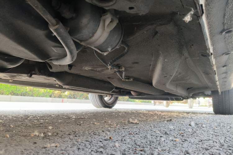 Used Chery Fengyun 2 2010 Hatchback 1.5L Ambition Model Chassis Rear Right
