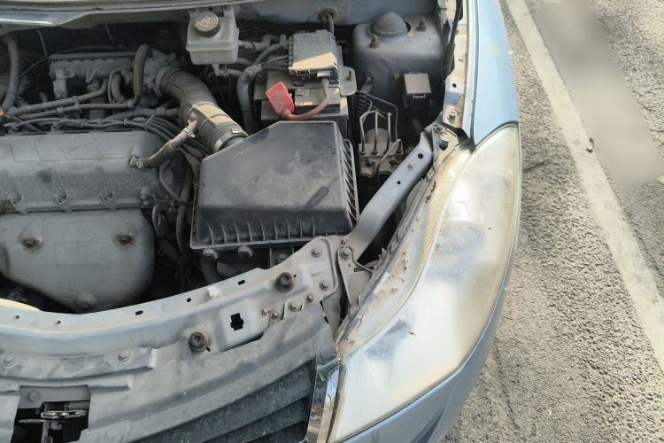 Used Chery Fengyun 2 2010 Hatchback 1.5L Ambition Model Engine Bay Left
