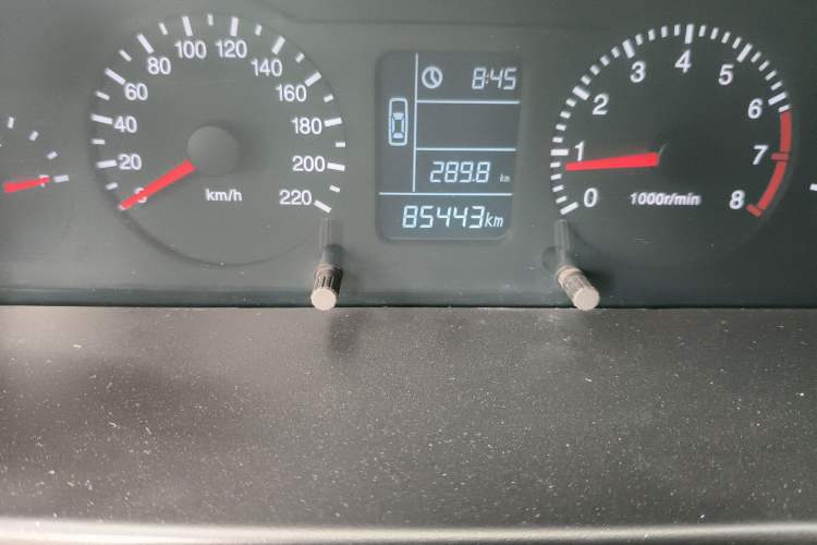 Used Chery Fengyun 2 2010 Hatchback 1.5L Ambition Model Odometer Close Up