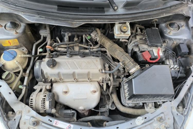 Used Chery Fengyun 2 2010 Hatchback 1.5L Powerful Model Engine Bay
