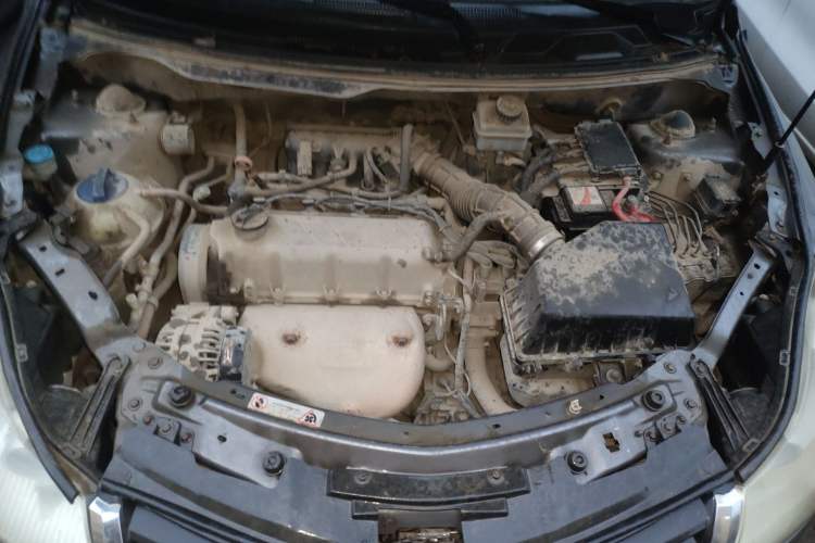 Used Chery Fengyun 2 2010 Hatchback 1.5L Ambition Model Engine Bay